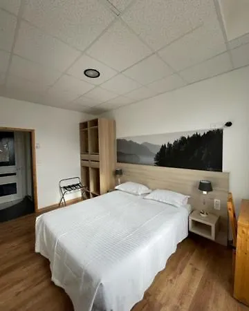 Hotel Le National 2*