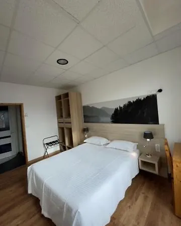 Hotel Le National 2*